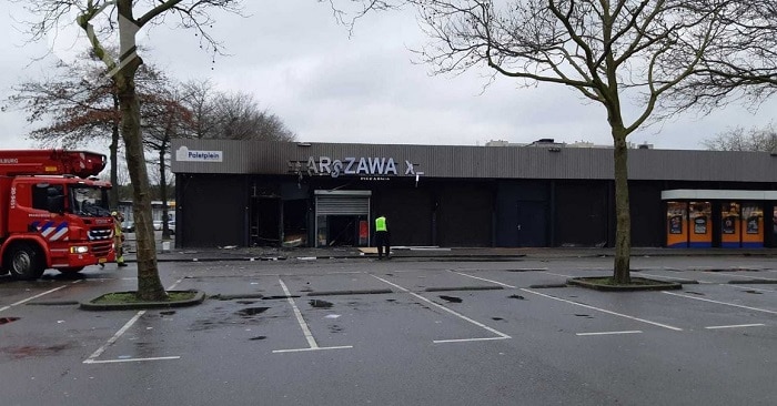Verdachte (20) bekent aanslagen op drie Poolse supermarkten