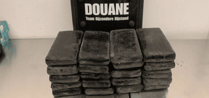 Douane pakt 70 kilo cocaïne in de Rijnmond