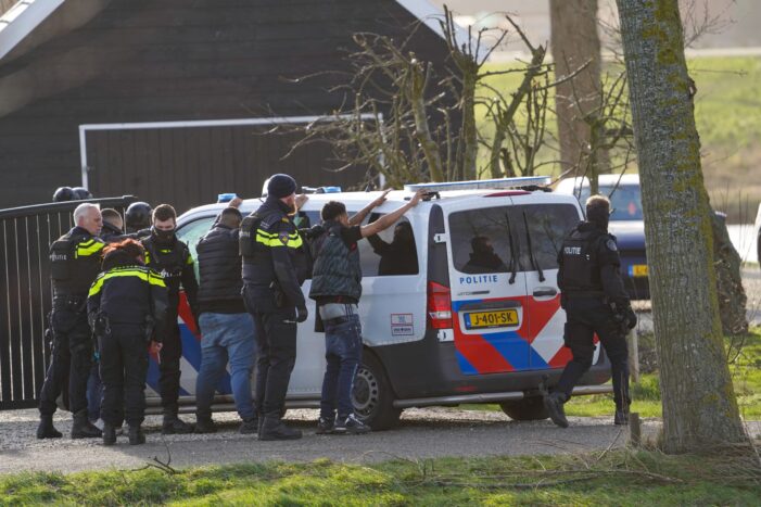 Zeven aanhoudingen na schietpartij bij Rotterdam (UPDATE)