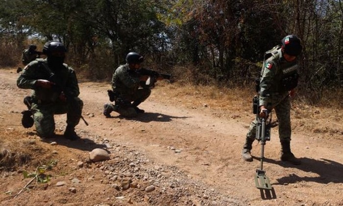 Mexicaanse leger verwijdert landmijnen in geboortedorp drugsbaas “El Mencho”