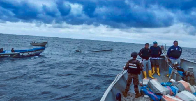 Drie ton cocaïne onderschept in semi-duikboot in Stille Oceaan