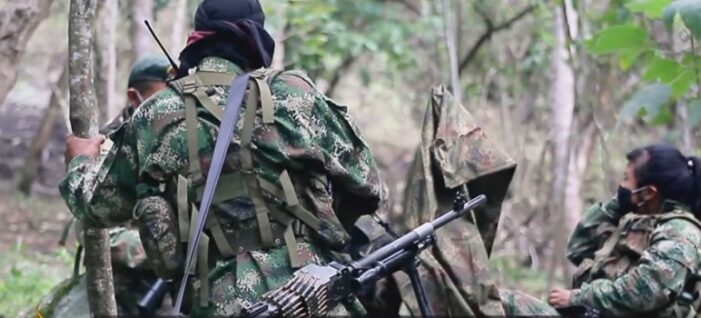 Colombiaanse regering sluit staakt-het-vuren met vijf gewapende groepen