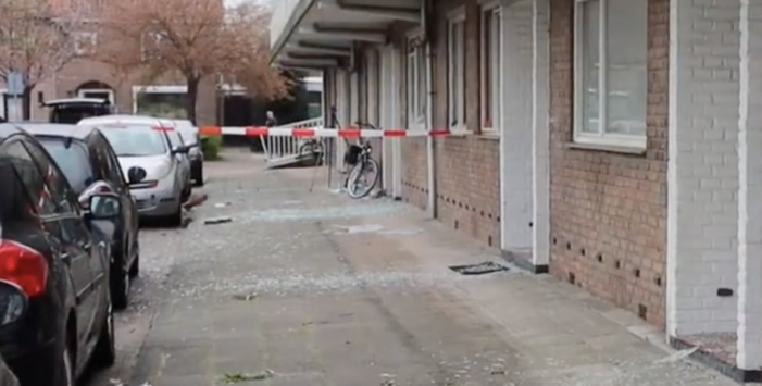 Lichtgewonde bij explosie in Hillegom (VIDEO)