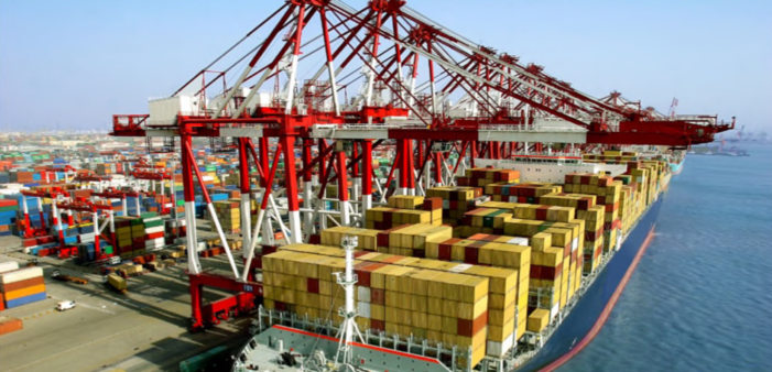 ‘Corruptie bij logistieke bedrijven in havens kans voor cocaïnehandel’