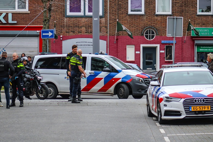 Vrouw (68) in Rotterdam-Zuid geraakt door verdwaalde kogel
