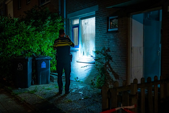 Opnieuw explosie bij woning aan Cortenbachsingel in Rotterdam-Beverwaard