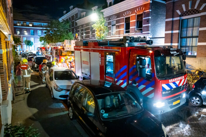 Rotterdamse woning waar nacht eerder explosie was beschoten