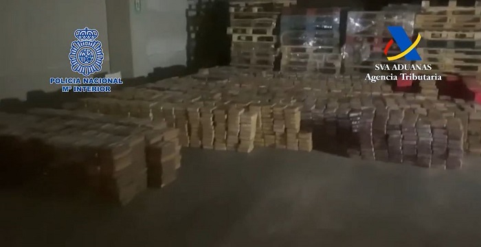 ‘Grootste partij cocaïne ooit in Spanje gepakt’: 9.436 kilo uit Ecuador (VIDEO)