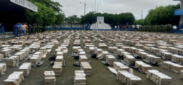 Ecuador doet grootste cocaïnevangst ooit in de wereld (VIDEO UPDATE)